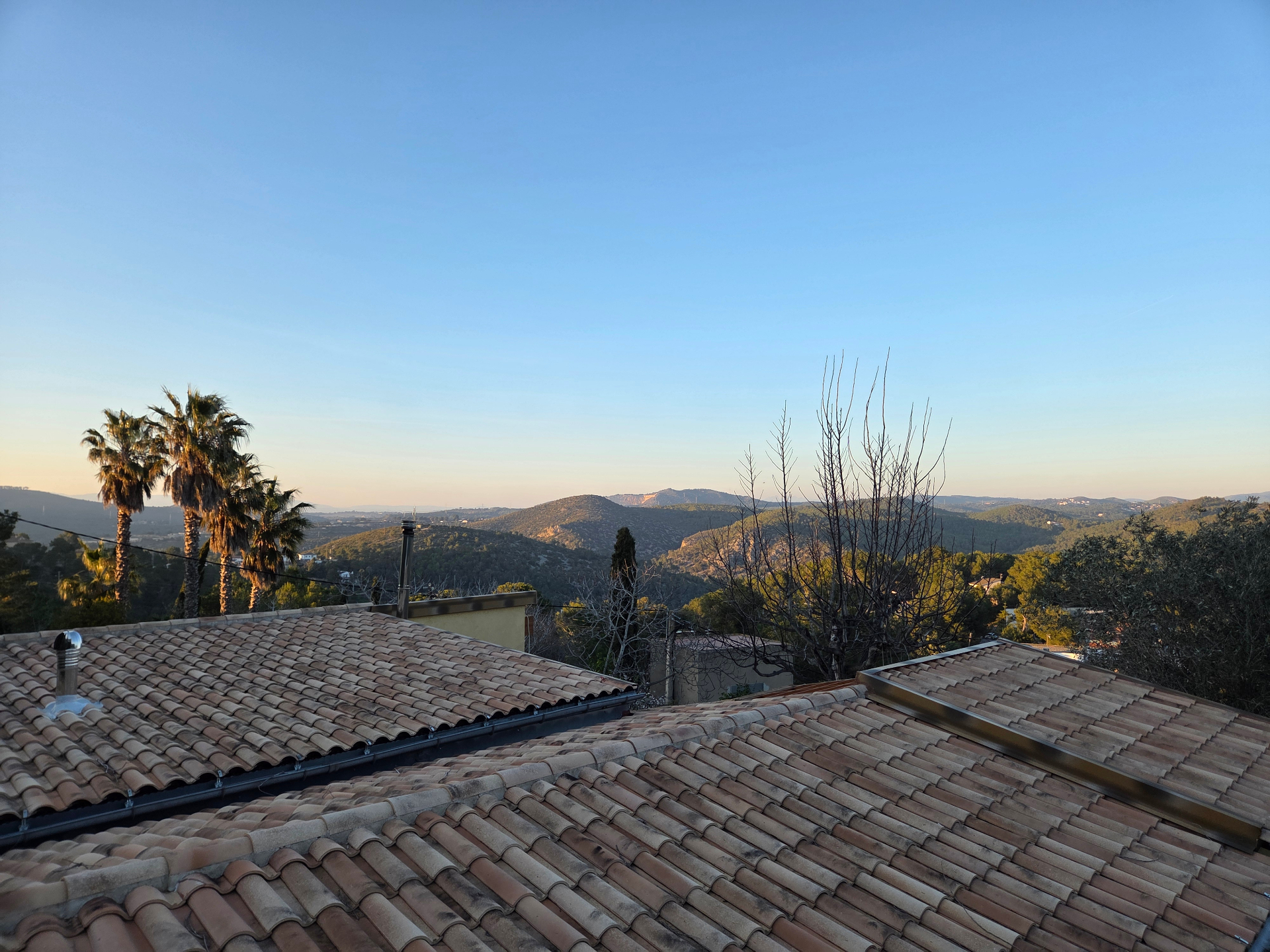 Vue sur le Montserrat